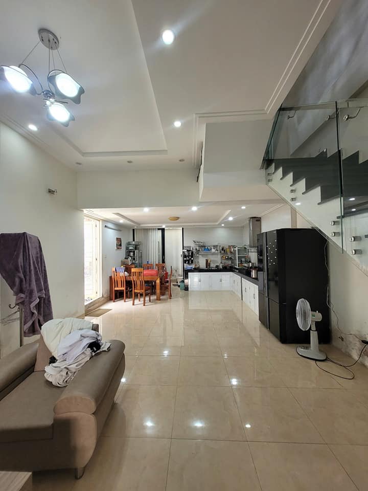 Nhà phố Bảo Lộc 75m² giá 3.3 tỷ - Vị trí trung tâm, an ninh tốt!