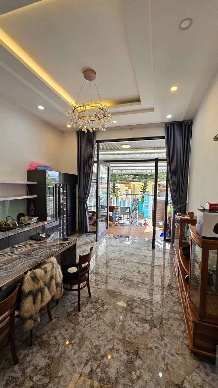 Nhà riêng B'Lao Bảo Lộc 110m² giá 3 tỷ - Gần hồ Bảo Lộc