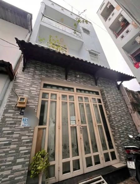 Nhà nguyên căn cho thuê hẻm 521 Trường Chinh, Tân Bình 23m² giá 9 triệu - Thích hợp ở gia đình nhỏ!