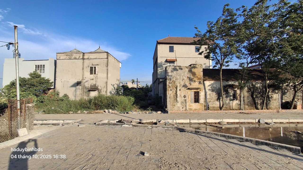 Đất nền Đường Yên, Gia Lâm 45m² giá 3 tỷ - View công viên xanh mát!