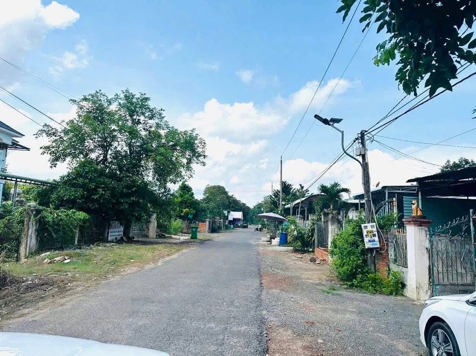 Đất nền Minh Hưng Chơn Thành 225m² giá chỉ 300 triệu - Đầu tư sinh lời ngay!