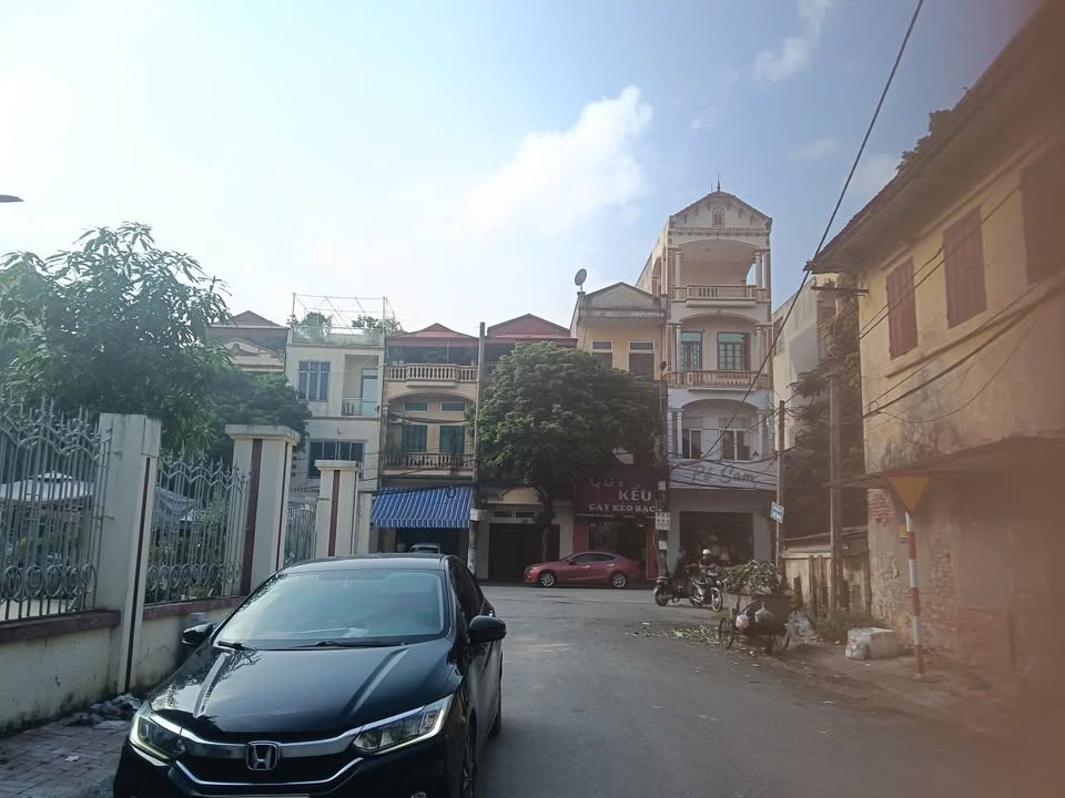 Đất tặng nhà cấp 4 tại đường Phạm Ngũ Lão, Hưng Yên 44m² giá 3 tỷ - Đầu tư sinh lời ngay!