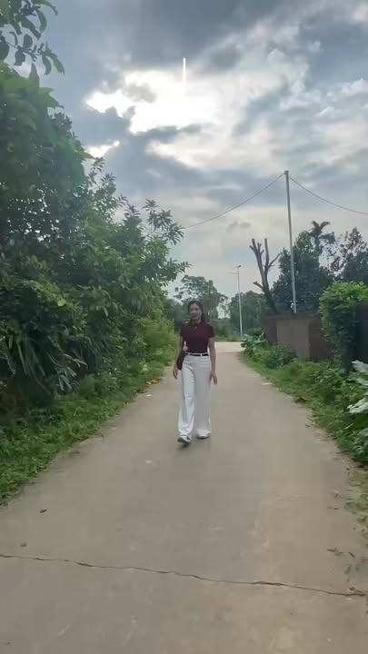 Bán nhà nghỉ dưỡng tại Nhuận Trạch, Lương Sơn 201m² giá 3 tỷ - Cơ hội đầu tư hiếm có!