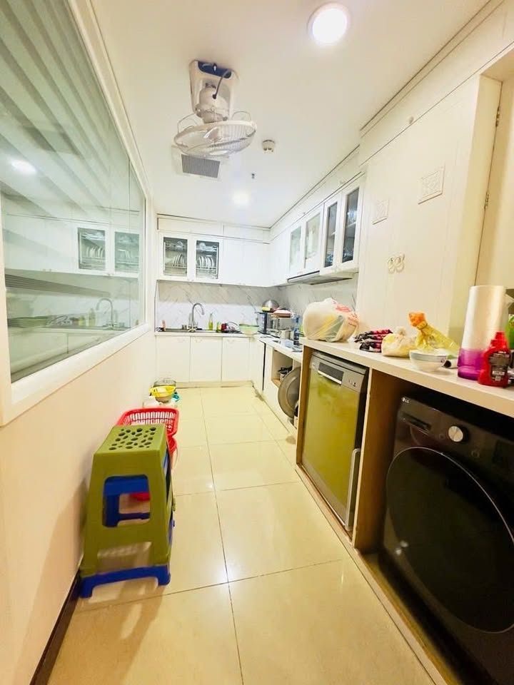 Căn hộ FLC 265 Cầu Giấy 115m² giá 11.7 tỷ - Full nội thất cao cấp!