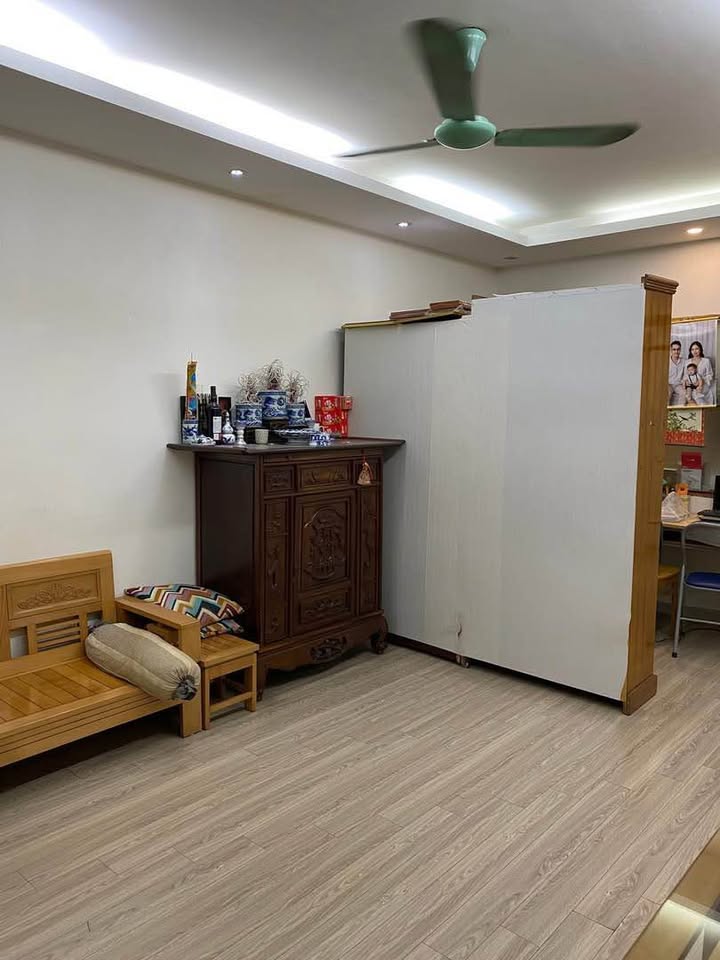 Căn hộ Tập thể Giao Thông Vận Tải Ba Đình 70m² giá 6 tỷ - View công viên tuyệt đẹp!