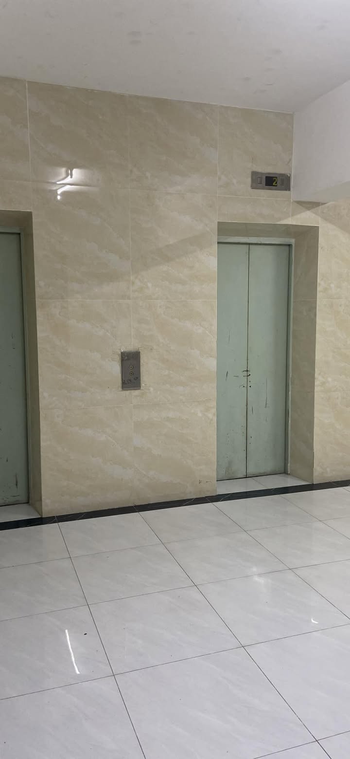 Chung cư Nơ Pháp Vân Thanh Trì 83m² giá 9 triệu - Nhà mới, đầy đủ nội thất!