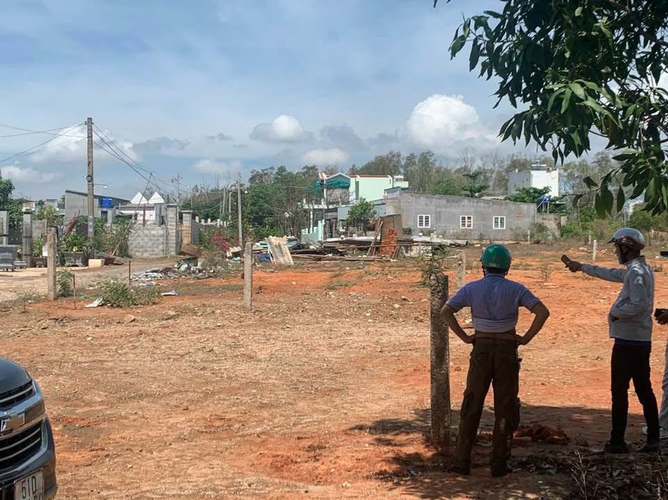 Đất nền thương mại dịch vụ 2680m² đường Âu Cơ, Phan Thiết - Giá chỉ 6.3 tỷ, đầu tư sinh lời ngay!