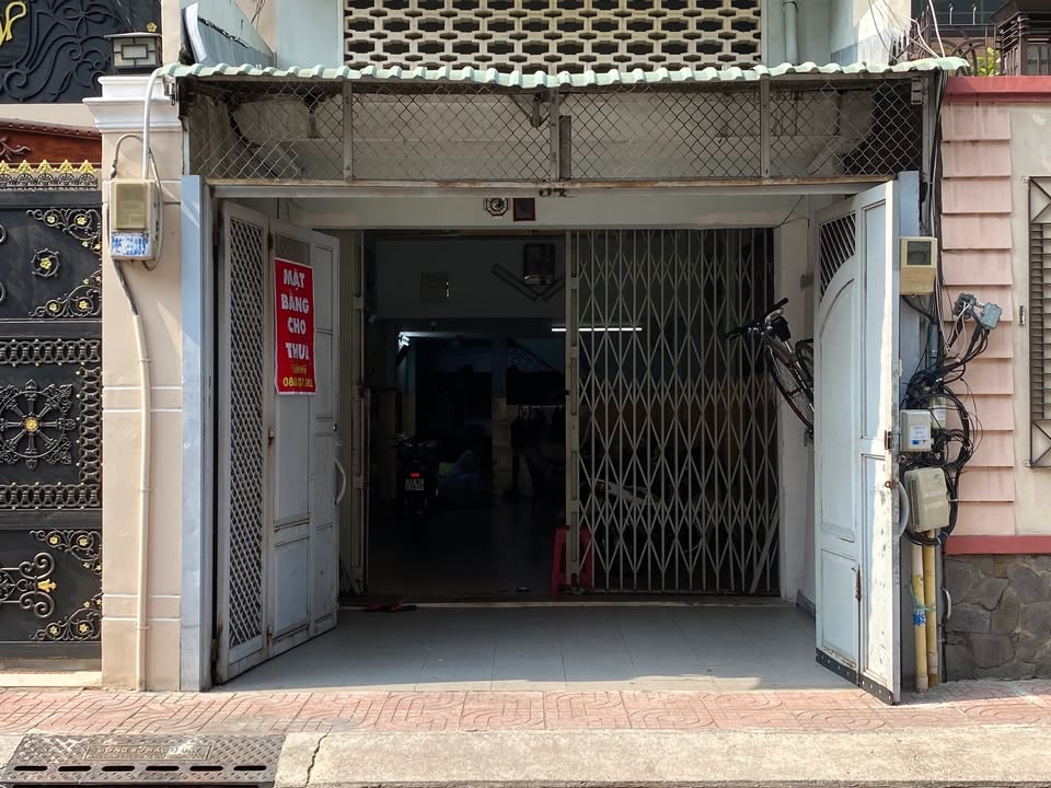 Cho thuê mặt tiền kinh doanh tại số 3x Tân Khai, Quận 11, 60m² - Địa điểm lý tưởng cho kinh doanh!