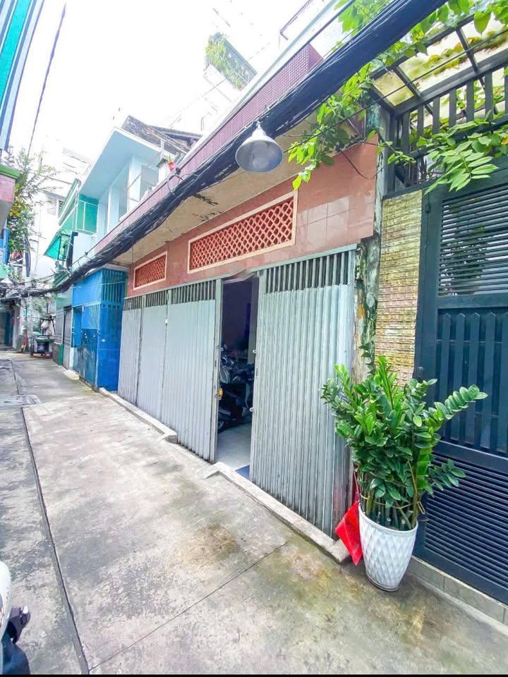 Nhà phố 2 tầng 69m² quận 3 giá 12.48 tỷ - Đầu tư sinh lời ngay!