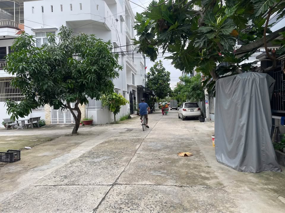 Nhà mặt tiền đường Phan Như Cẩn, Nha Trang 75m² giá 5,7 tỷ - Cách biển chỉ 5 phút!