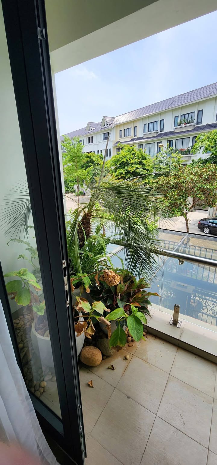 Nhà liền kề Geleximco Lê Trọng Tấn 100m² giá 25 triệu - Sẵn sàng cho thuê ngay!