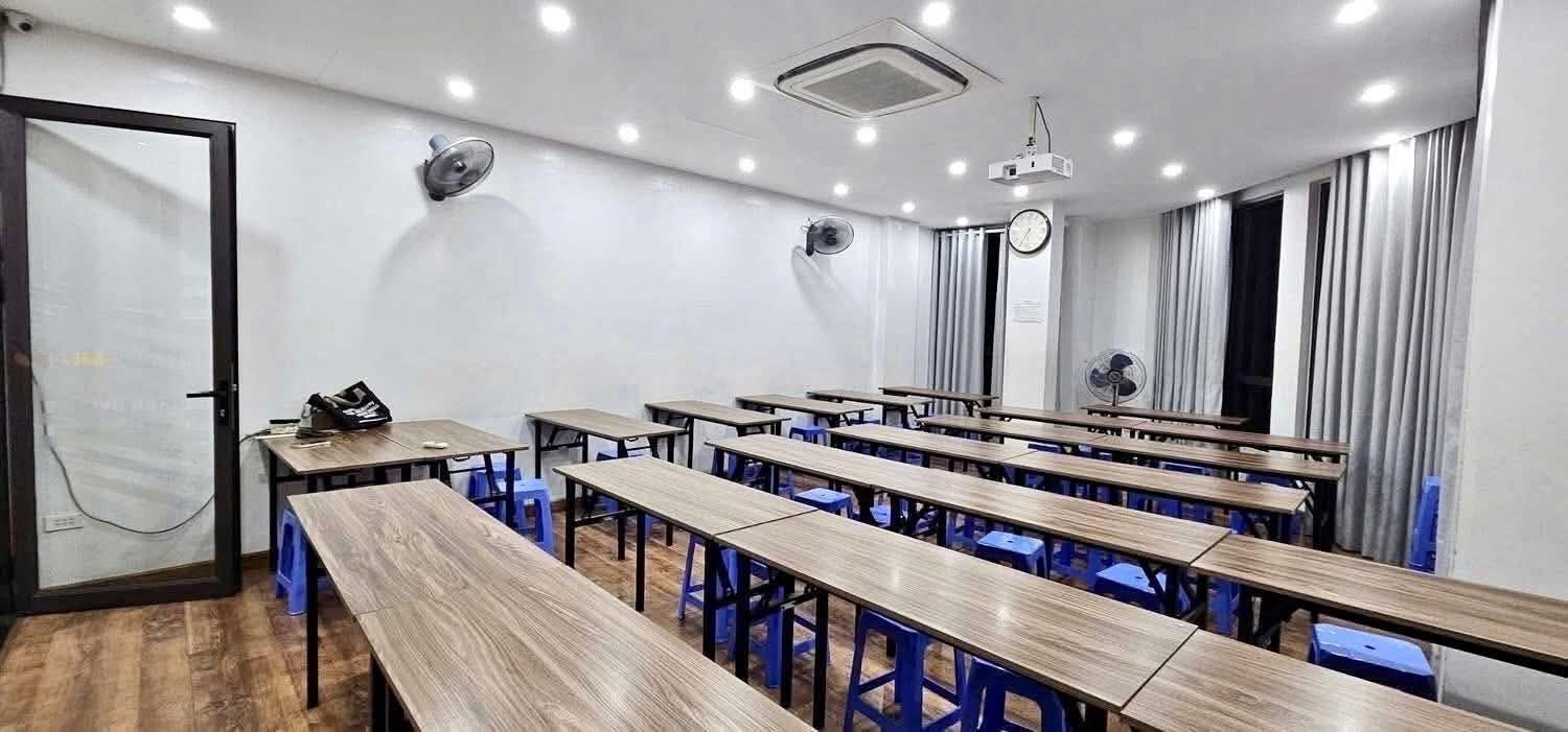 Nhà mặt phố Tô Hiệu, Hà Đông 55m² giá 27 triệu - Kinh doanh sầm uất!