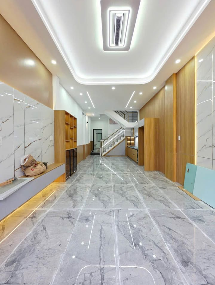 Bán Nhà Mặt Tiền Hà Thanh 1 Quy Nhơn 64m² giá 4 tỷ - Full nội thất mới tinh!