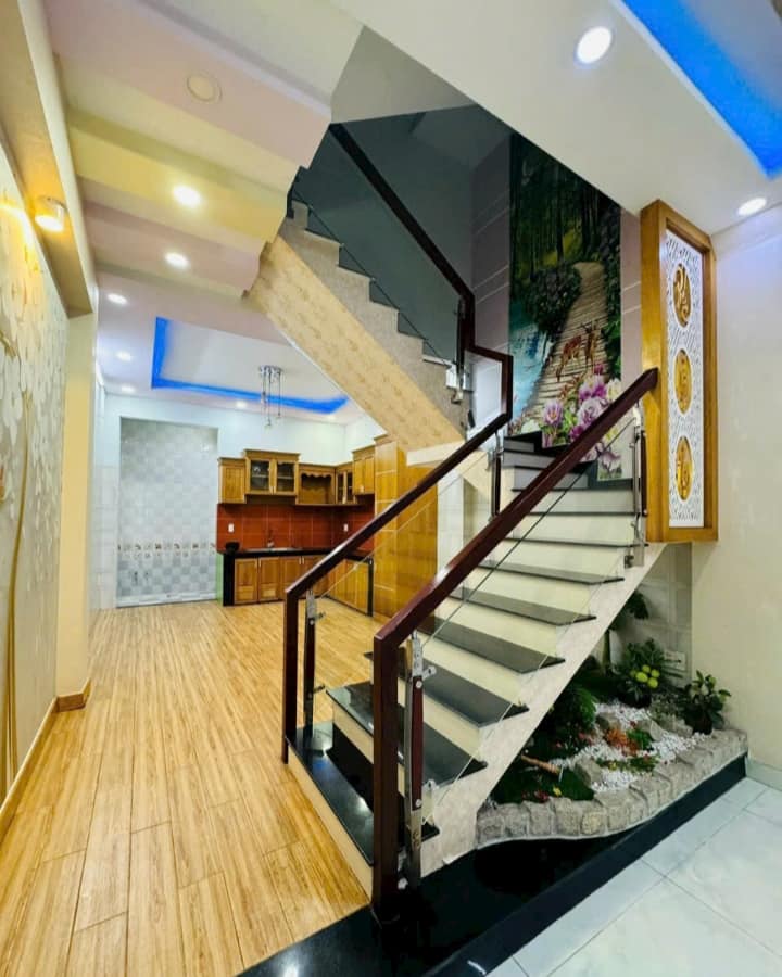 Nhà mặt tiền Hiệp Bình, Thủ Đức 52m² giá 6 tỷ - Kinh doanh sinh lời ngay!