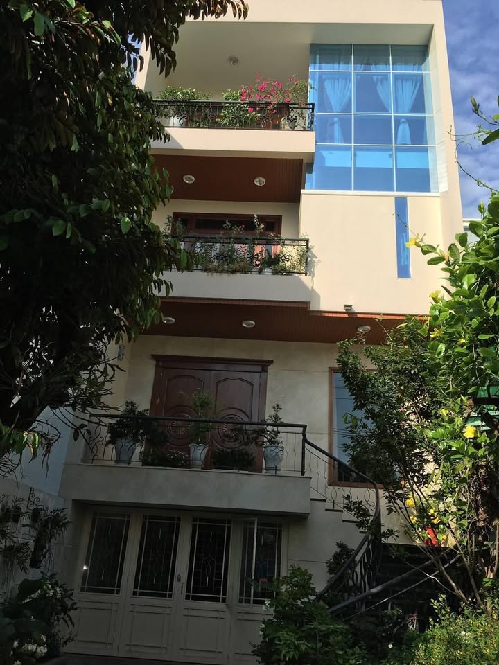 Nhà mặt tiền Nguyễn Tri Phương Đà Nẵng 271m² giá 24 tỷ - Kinh doanh đỉnh cao!