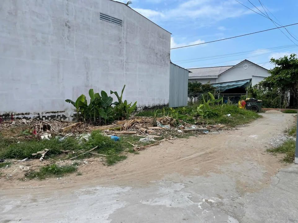 Đất nền hẻm góc 3 mặt tiền tại Rạch Giá 75m² giá 820 triệu - Thương lượng ngay!