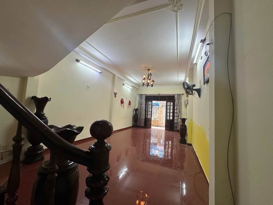 Nhà nguyên căn 3 tầng Lê Đình Lý, Hải Châu - Giá 15 triệu/tháng, phù hợp làm văn phòng, spa!