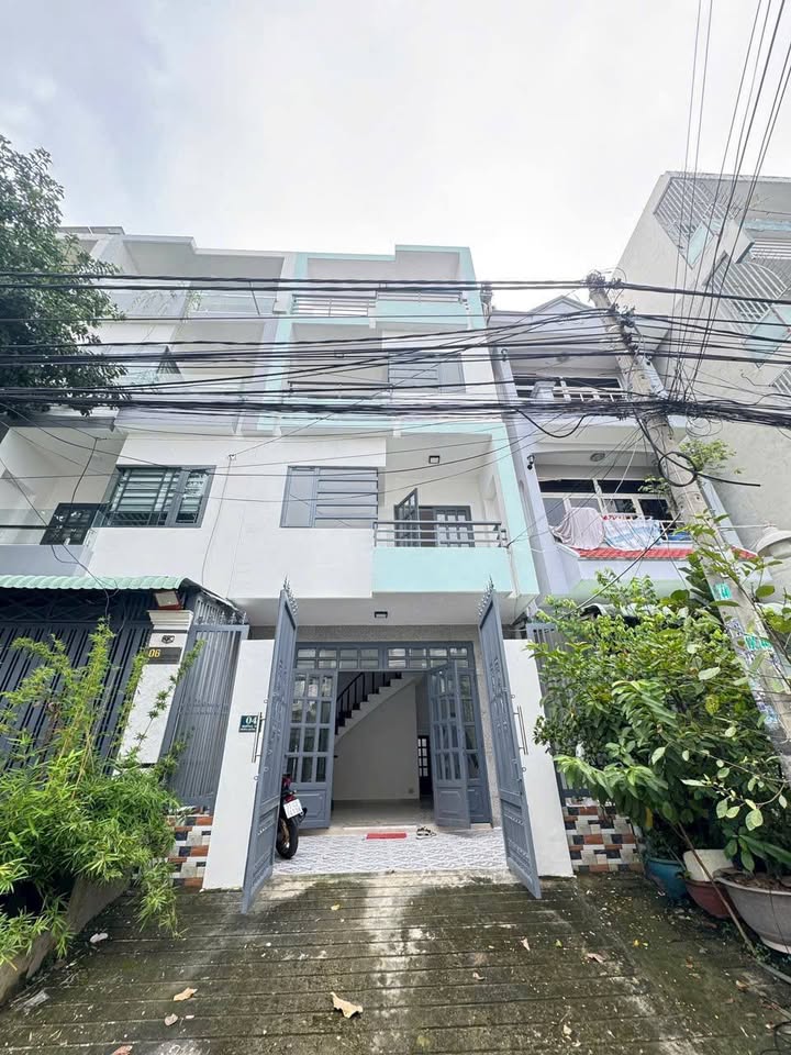 Nhà phố KDC Lê Bôi Quận 8, 80m² giá 7 tỷ - Đối diện công viên xanh!