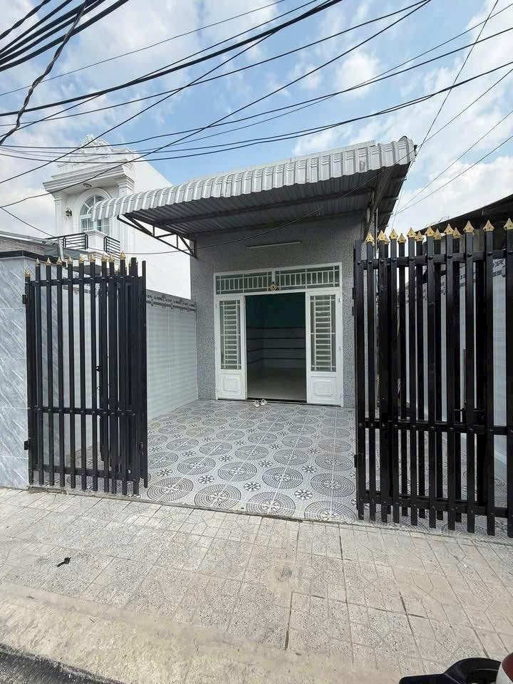 Nhà cho thuê đường Thích Quảng Đức, Phú Cường, 135m² - Giá chỉ 6.5 triệu/tháng!