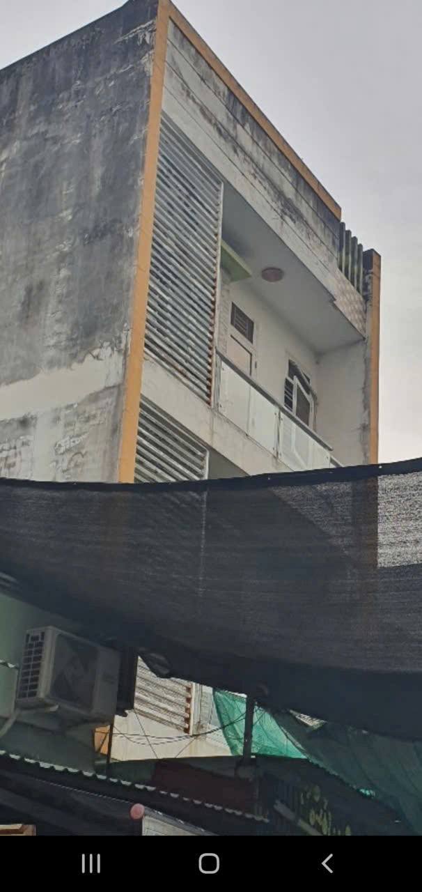 Bán gấp nhà mặt hẻm 1/ đường Cầu Kinh, quận 8, 75m² giá 4.468 tỷ - Sổ hồng riêng, 6 phòng ngủ!