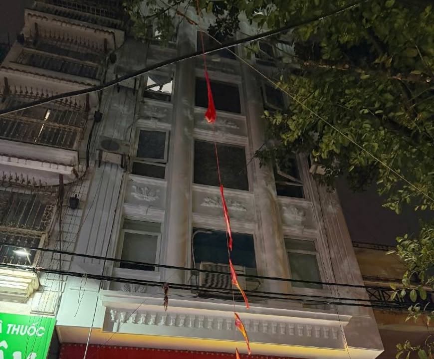 Toà nhà mặt phố Tân Mai 100m² giá thỏa thuận - Đầu tư sinh lời ngay!