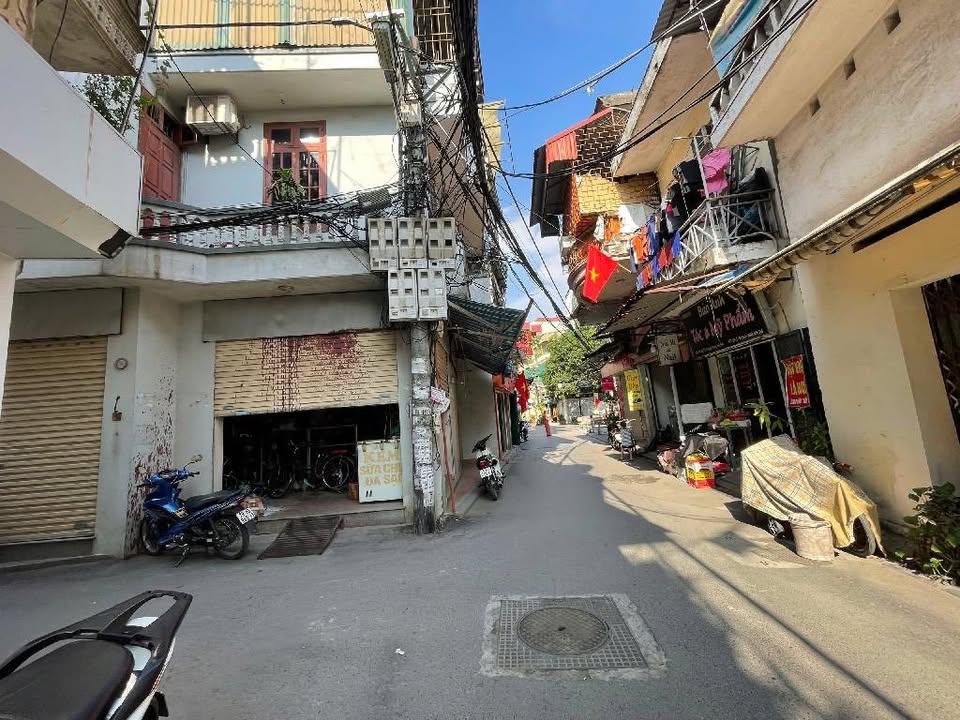 Đất Ngọc Thụy 104m² giá 13.5 tỷ - Ô tô vào tận nhà, khu VIP!