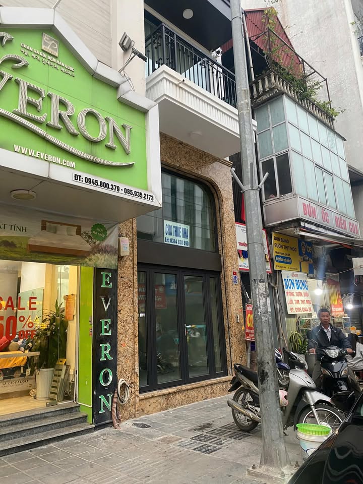 Cho thuê nhà mặt phố Lê Trọng Tấn, Hà Đông 182m² - Khu kinh doanh sầm uất!