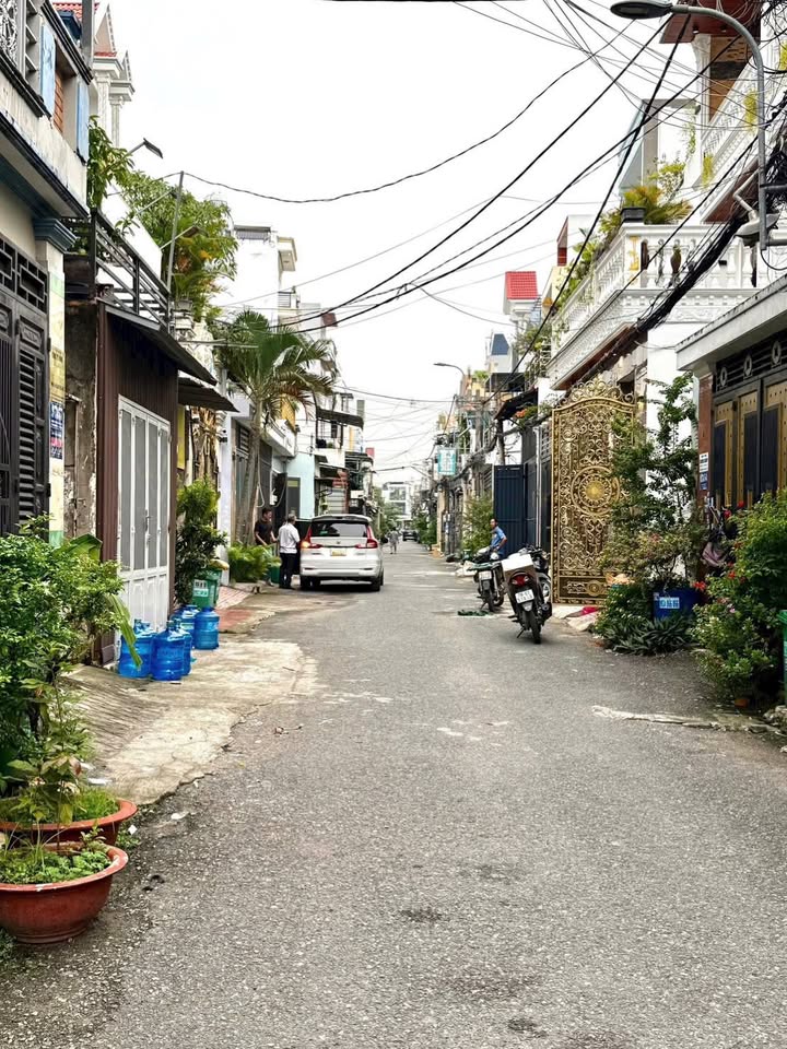 Nhà riêng hẻm 973 Nguyễn Ảnh Thủ 82m² giá 5 tỷ - Khu phân lô VIP