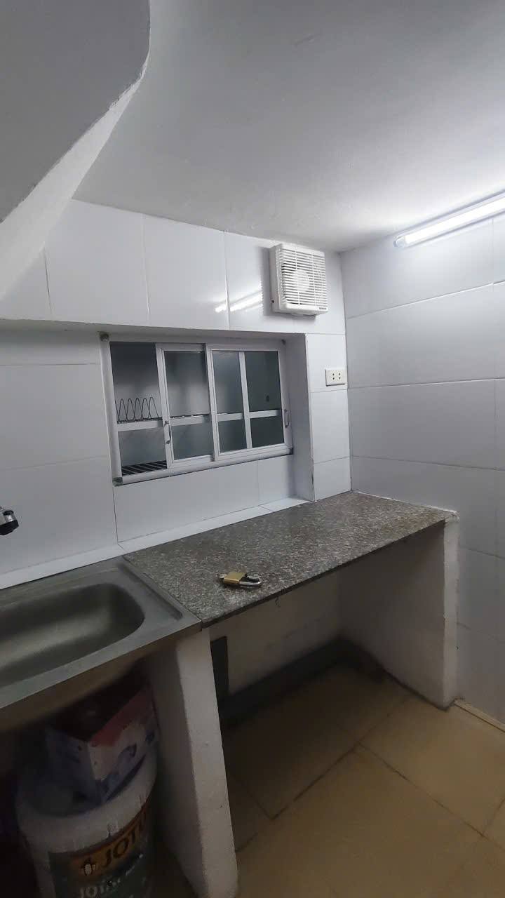 Nhà cho thuê 49 Bạch Mai, Quận Hai Bà Trưng - Giá 4.2 triệu, nhận ngay!