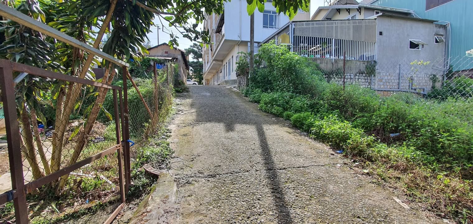 Đất thổ cư đường Xô Viết Nghệ Tĩnh, Đà Lạt 139m² - Giá chỉ 6.8 tỷ - Cơ hội đầu tư hấp dẫn!