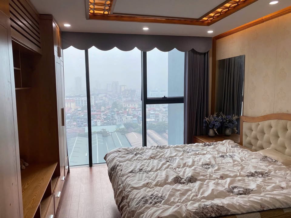 Căn hộ Golden Land Nguyễn Trãi 97m² giá 17 triệu - Full nội thất đẹp sẵn sàng vào ở!