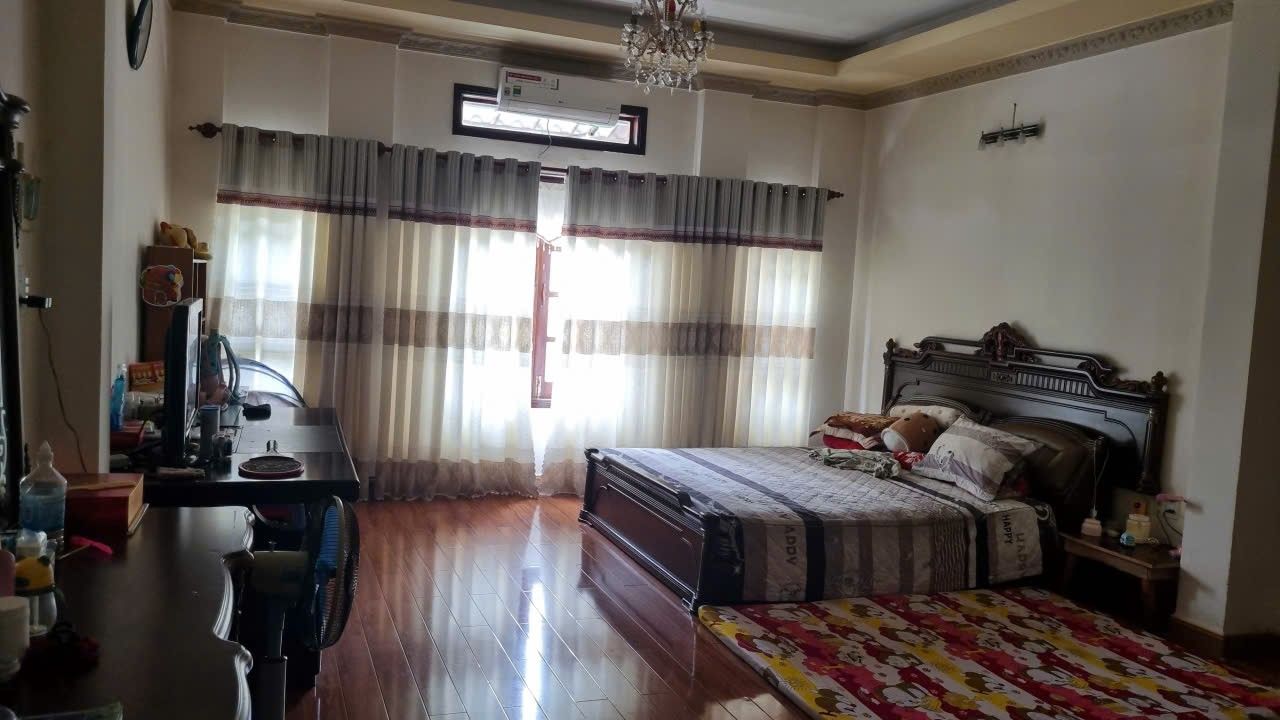 Nhà mặt tiền đường Nguyễn Trãi, Quy Nhơn 127m² giá 7 tỷ - Đầu tư sinh lời ngay!