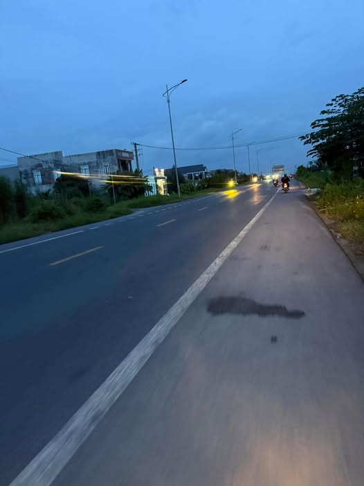 Đất mặt tiền đường Boss 23, xã An Cư, 3000m² giá 15 tỷ - Kinh doanh thuận lợi!