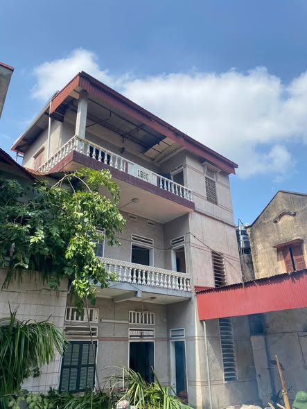 Nhà 3 tầng khu phố Đình, Từ Sơn 136m² giá 7.36 tỷ - Tiềm năng phân lô cao!