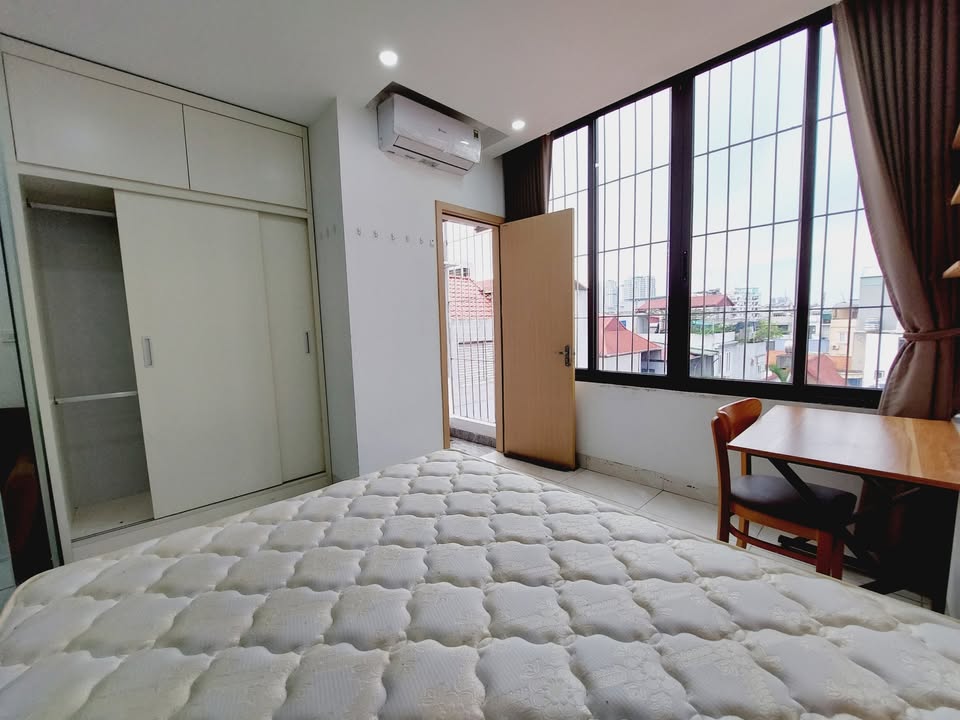 Cho thuê căn hộ mini 1 phòng ngủ Đội Cấn 45m² - Tiện nghi đầy đủ, giá thỏa thuận!