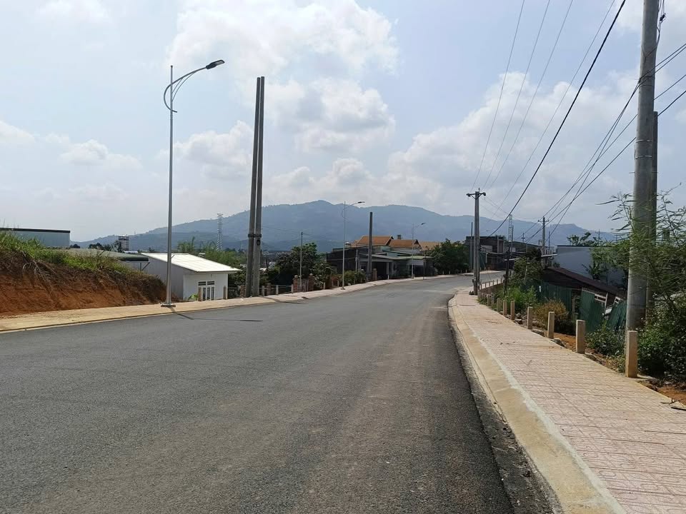 Đất thổ cư 1371m² mặt tiền Ngô Tất Tố - Đầu tư sinh lời ngay tại Bảo Lộc!