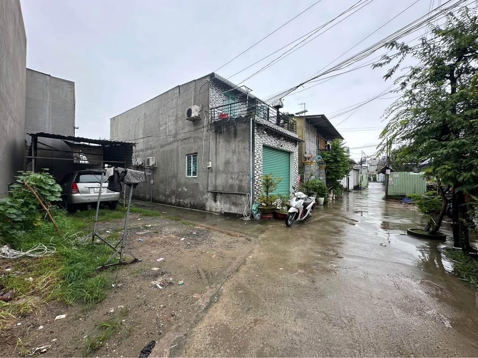 Nhà riêng Võ Văn Hát Quận 9 62m² giá 3.3 tỷ - Vị trí cực đẹp, hẻm xe hơi