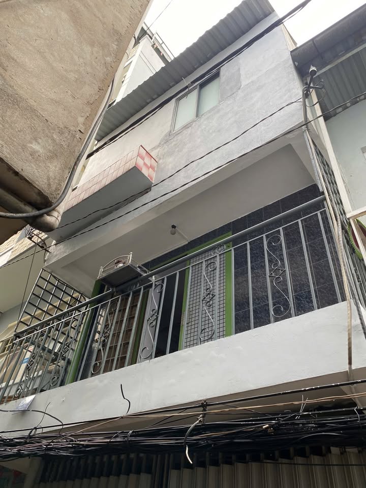 Bán FrontHouse tại Quận 10 - 55m² giá 11 tỷ - Đầu tư sinh lời ngay!