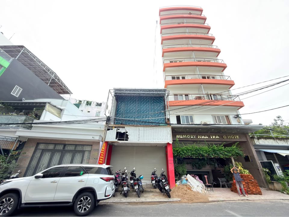 Nhà bán đường Bắc Sơn, Nha Trang 205m² giá 22.8 tỷ - Gần biển Hòn Chồng!