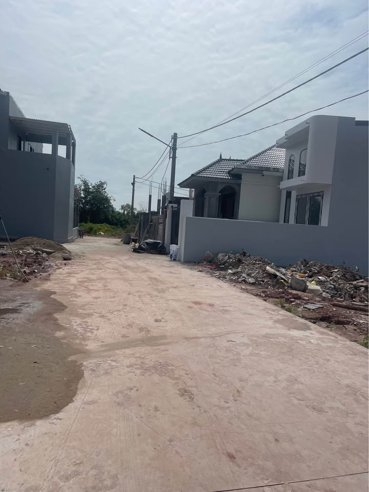 Đất nền Hải Yên Móng Cái 118m² giá 1 tỷ - Ngõ ô tô thuận tiện!