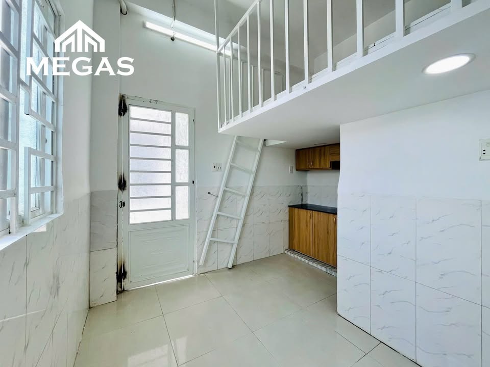 Căn hộ Duplex cửa sổ trời tại Bình Tân 2.7 triệu - Sẵn máy lạnh, giờ giấc tự do!