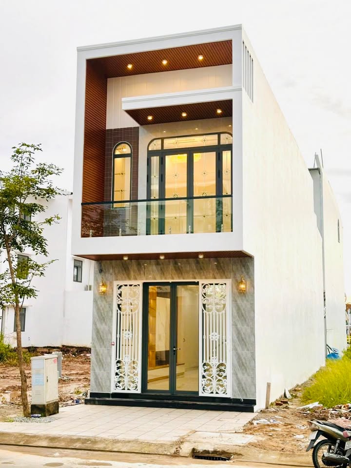 Nhà phố hiện đại KĐT Tây Bắc Rạch Giá 90m² giá 3.45 tỷ - Tiện nghi đầy đủ!