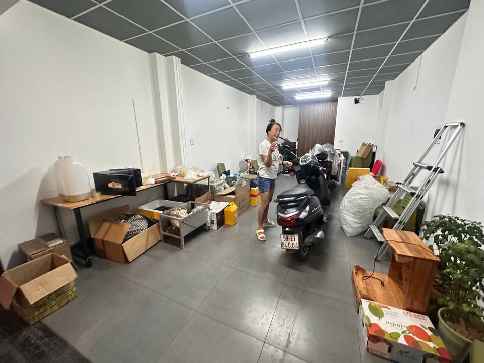 Cho thuê nhà mặt tiền Phan Đăng Lưu, quận Phú Nhuận, 44m² - Kinh doanh ngay lập tức!