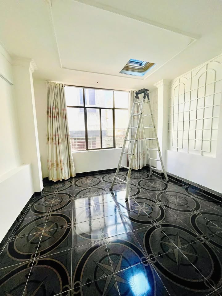 Nhà cho thuê HXH Phan Đăng Lưu, Phú Nhuận - 5 phòng rộng rãi, giá 20 triệu/tháng!