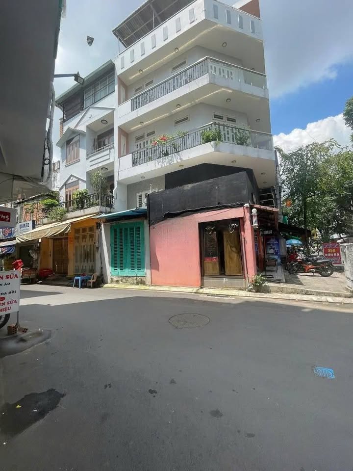 Nhà mặt tiền Nguyễn Thái Bình, Tân Bình 330m² giá 80 triệu/tháng - Thích hợp kinh doanh!