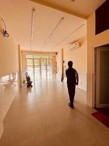 Nhà mặt tiền Võ Liêm Sơn, Quận 8, 60m² giá 28 triệu - Không gian sống lý tưởng!