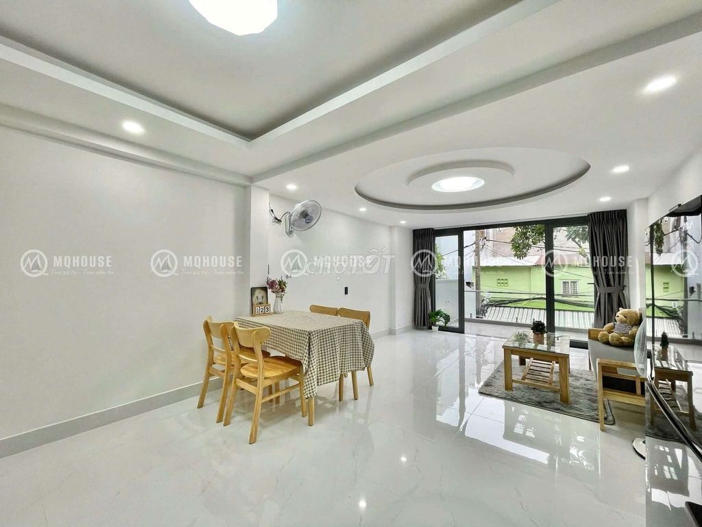 Căn hộ cho thuê 1PN Lạc Long Quân 55m² giá 6.8 triệu - An ninh tuyệt đối, nội thất đầy đủ!