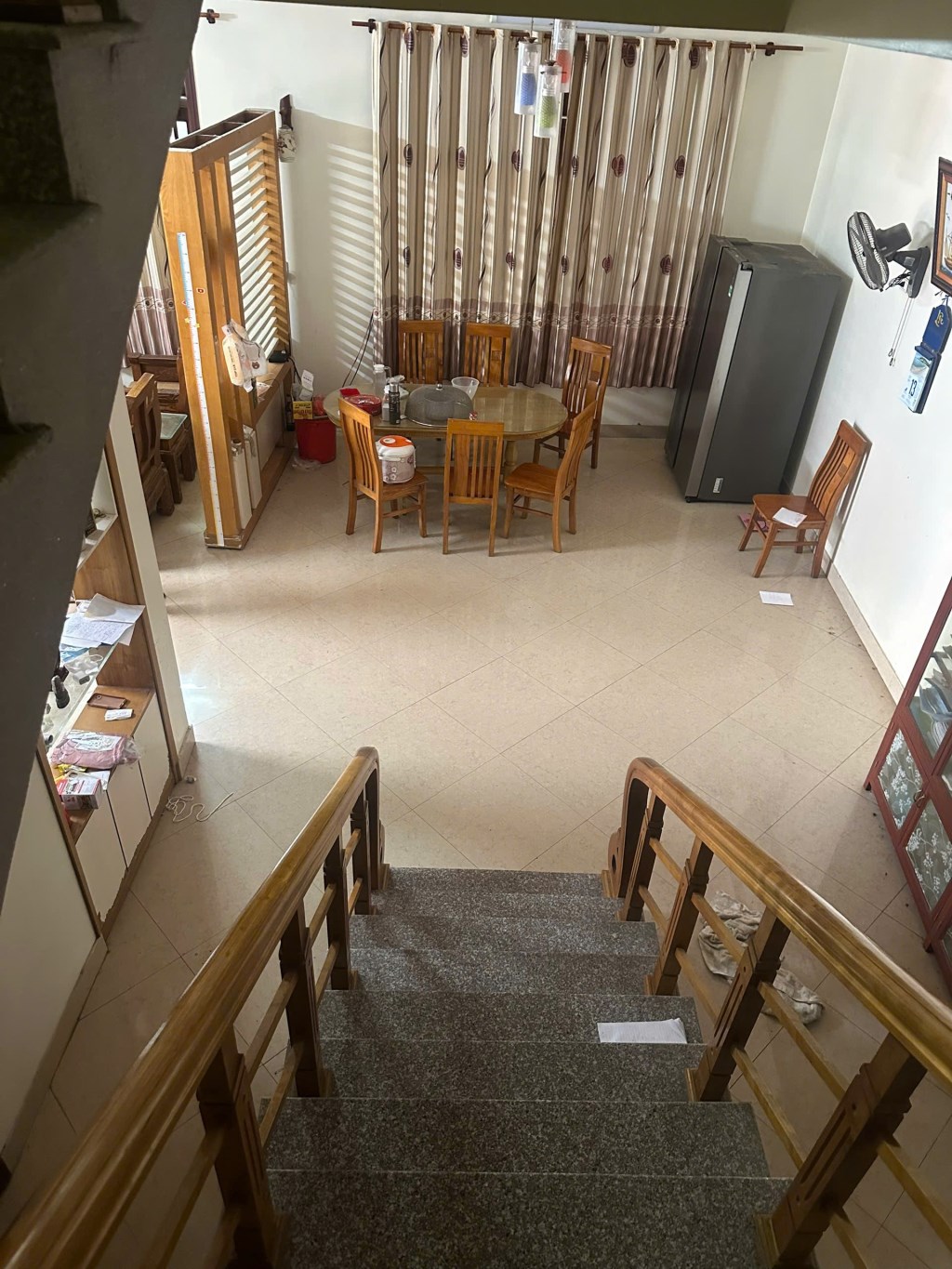 Bán nhà 3 tầng tại Sầm Sơn, 130m² giá 3.3 tỷ - Gần biển, tiện ích đầy đủ!