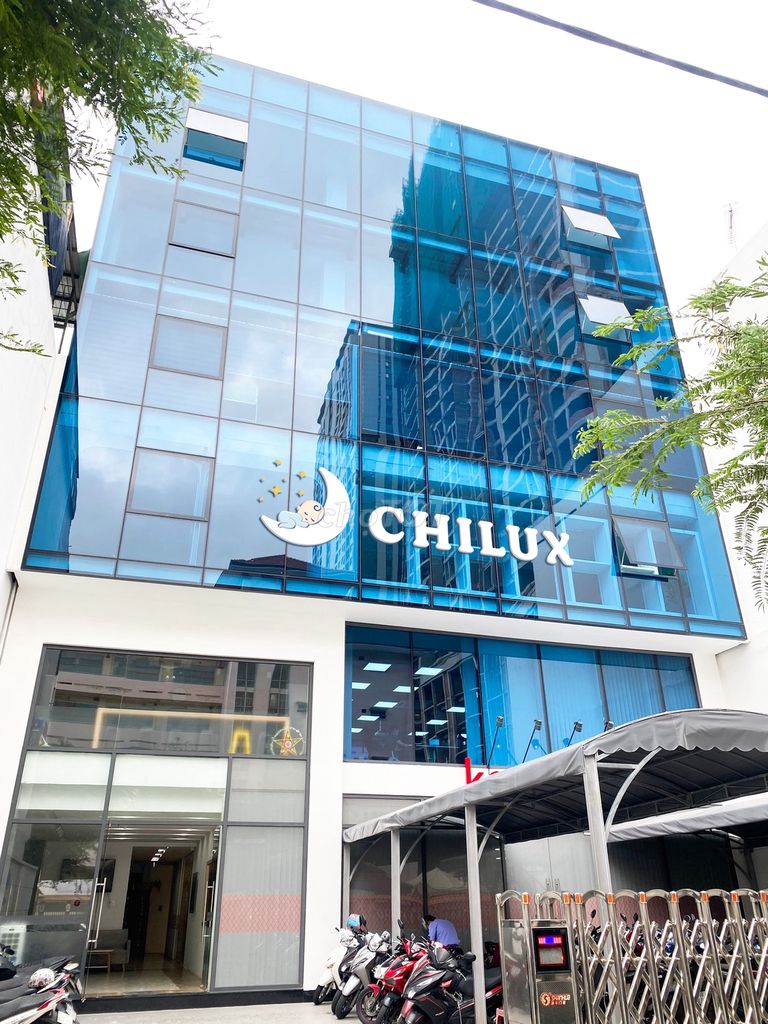 Nhà cho thuê mặt tiền Trần Hưng Đạo, Quận 5, 175m² - Vị trí đắc địa, đầy đủ tiện nghi!