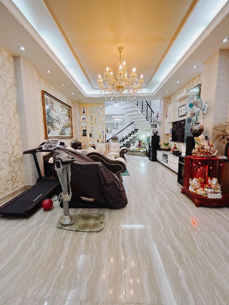 Nhà phố 4 tầng Phường 4 Quận 3 86m² giá 14 tỷ - Thiết kế sang trọng, vào ở ngay!